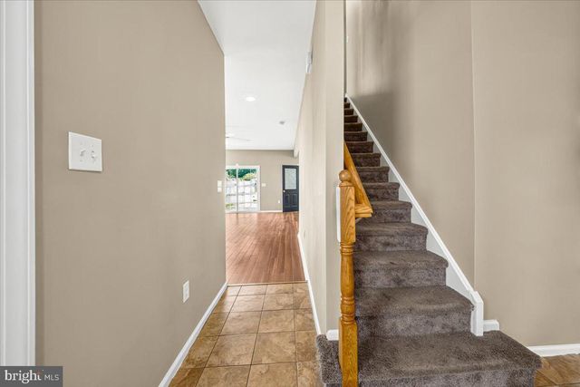 14 S PENNSYLVANIA AVE, Blackwood, NJ 08012