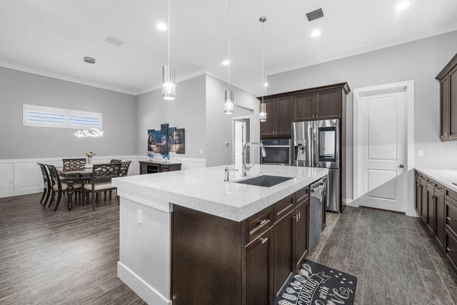 8063 Hobbes Way, Palm Beach Gardens, FL 33418