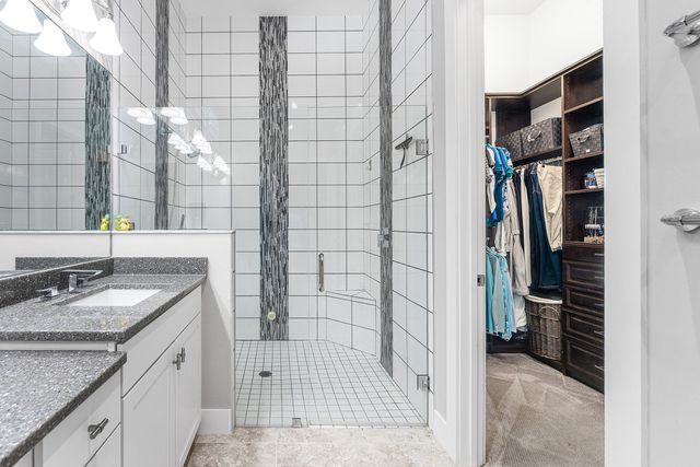 8063 Hobbes Way, Palm Beach Gardens, FL 33418