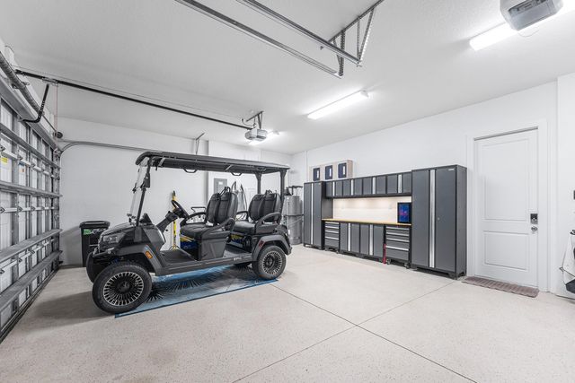 8063 Hobbes Way, Palm Beach Gardens, FL 33418