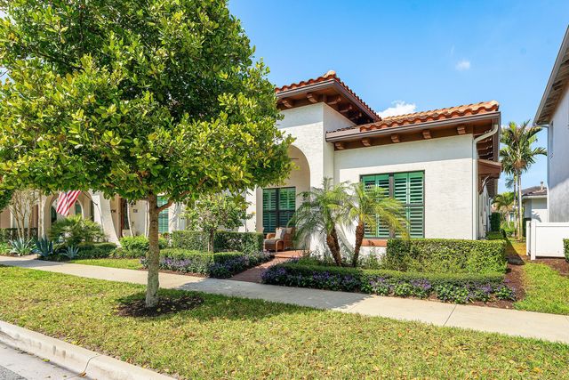 8063 Hobbes Way, Palm Beach Gardens, FL 33418