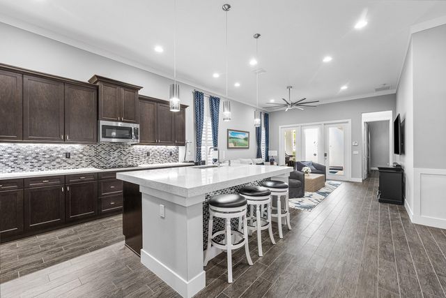 8063 Hobbes Way, Palm Beach Gardens, FL 33418