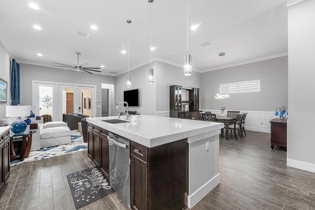 8063 Hobbes Way, Palm Beach Gardens, FL 33418