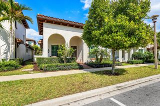 8063 Hobbes Way, Palm Beach Gardens, FL 33418