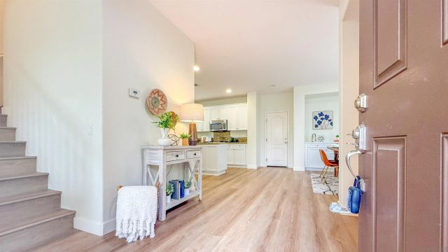 15701 Concord Ridge Ter, San Diego, CA 92127