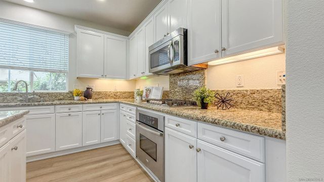 15701 Concord Ridge Ter, San Diego, CA 92127