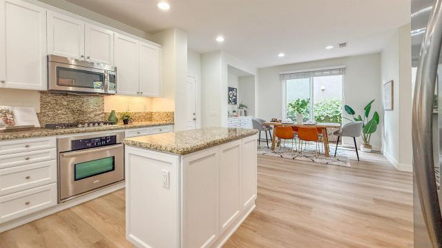 15701 Concord Ridge Ter, San Diego, CA 92127