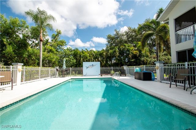 615 Rose Garden RD 10, Cape Coral, FL 33914