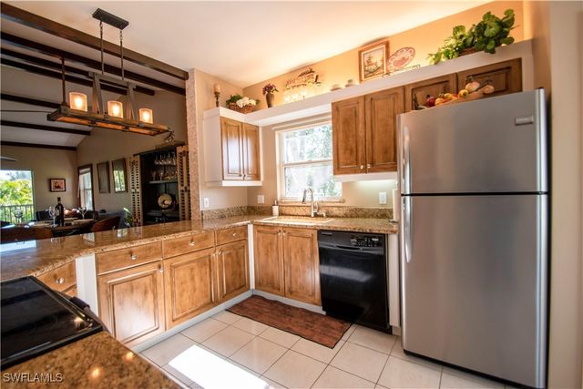 615 Rose Garden RD 10, Cape Coral, FL 33914