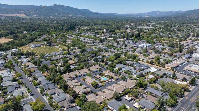 539 Curtin Ln, Sonoma, CA 95476