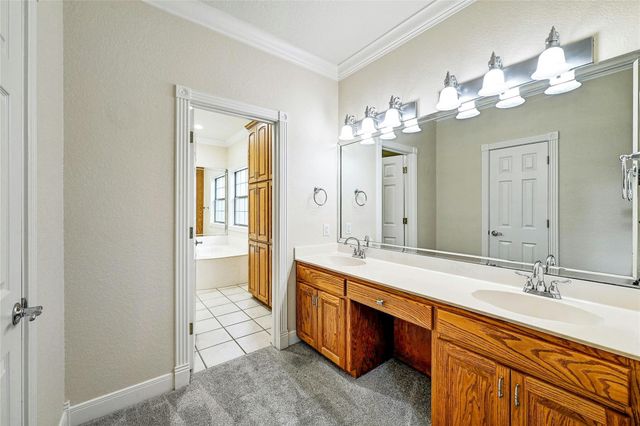 211 Summit Ridge RD, Burnet, TX 78611