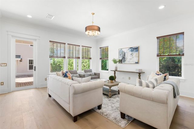 1038 26TH AVENUE N, St Petersburg, FL 33703