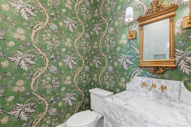 1038 26TH AVENUE N, St Petersburg, FL 33703