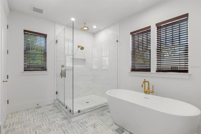 1038 26TH AVENUE N, St Petersburg, FL 33703