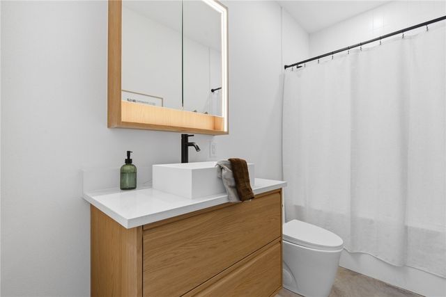 1248 NW A Street, Bentonville, AR 72712