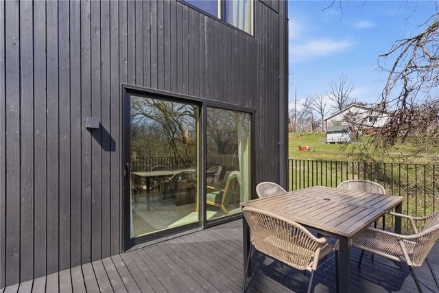 1248 NW A Street, Bentonville, AR 72712