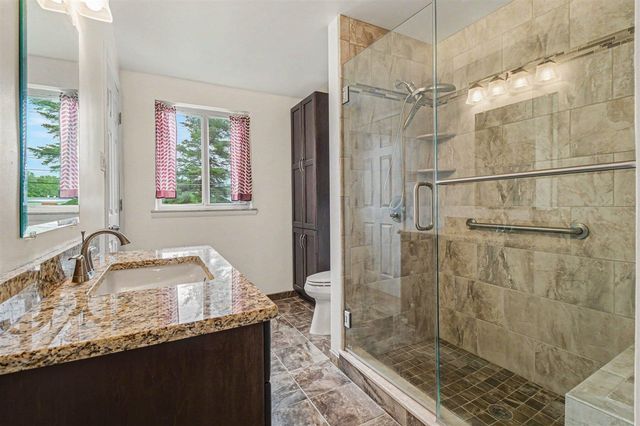 4717 Buckingham Drive, Warren, MI 48092