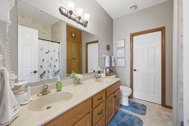 5326 Sand Bunker Street, Saint Cloud, MN 56304