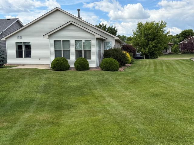 5326 Sand Bunker Street, Saint Cloud, MN 56304
