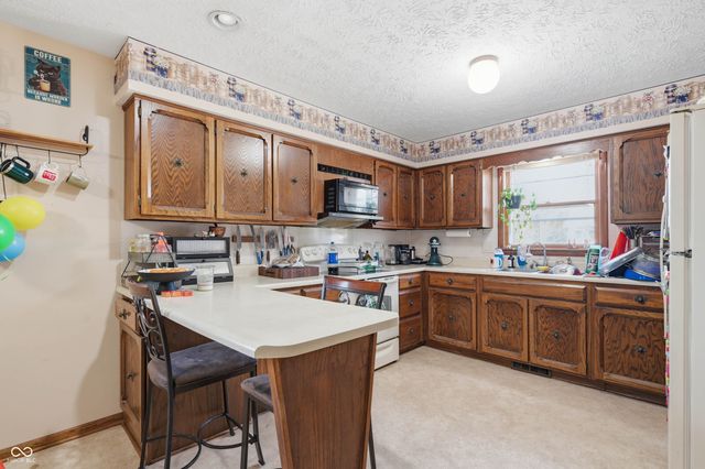 6286 N 50 E, Fortville, IN 46040