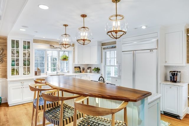 35 Hidden Ln, Barnstable, MA 02655