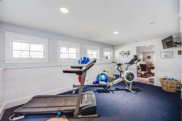 35 Hidden Ln, Barnstable, MA 02655