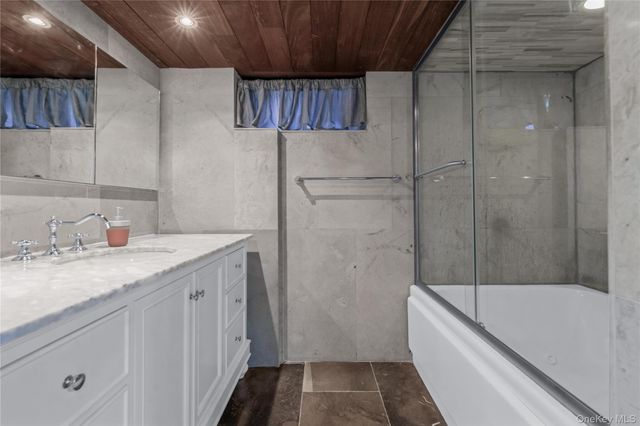 64-72 84th Place, Middle Village, NY 11379