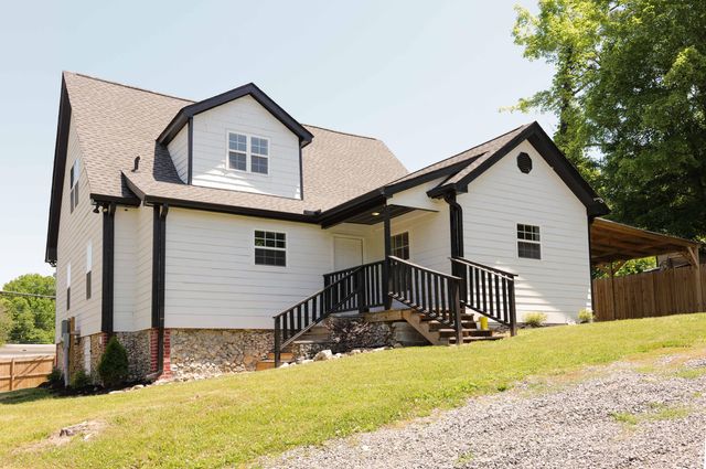 799 Reed Pond NW, Dalton, GA 30720