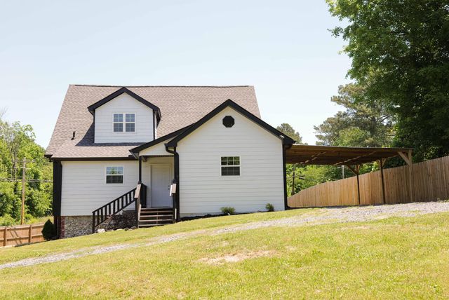799 Reed Pond NW, Dalton, GA 30720