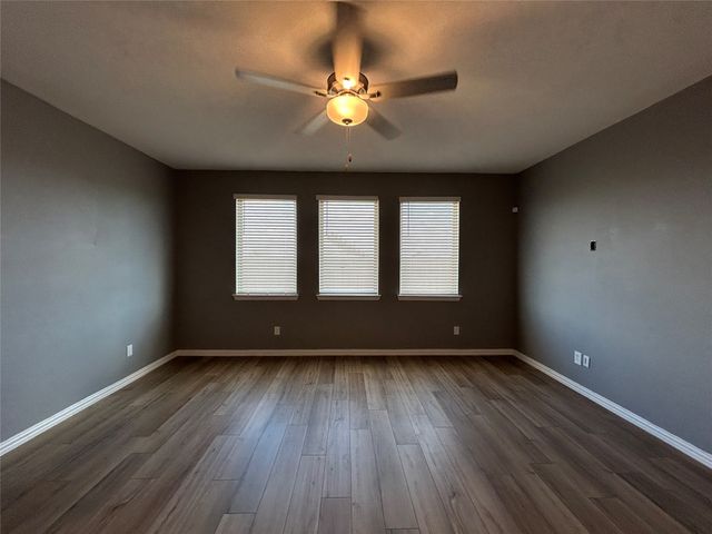 208 Post Oak Street, Azle, TX 76020