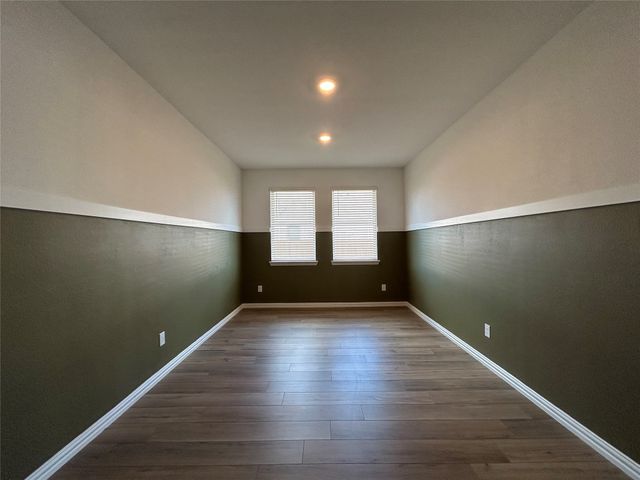 208 Post Oak Street, Azle, TX 76020