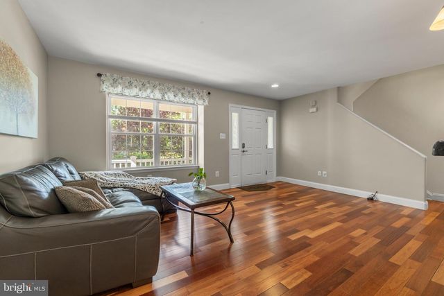 168 FAIRFAX DR, Cinnaminson, NJ 08077