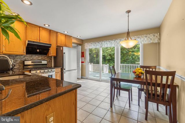168 FAIRFAX DR, Cinnaminson, NJ 08077