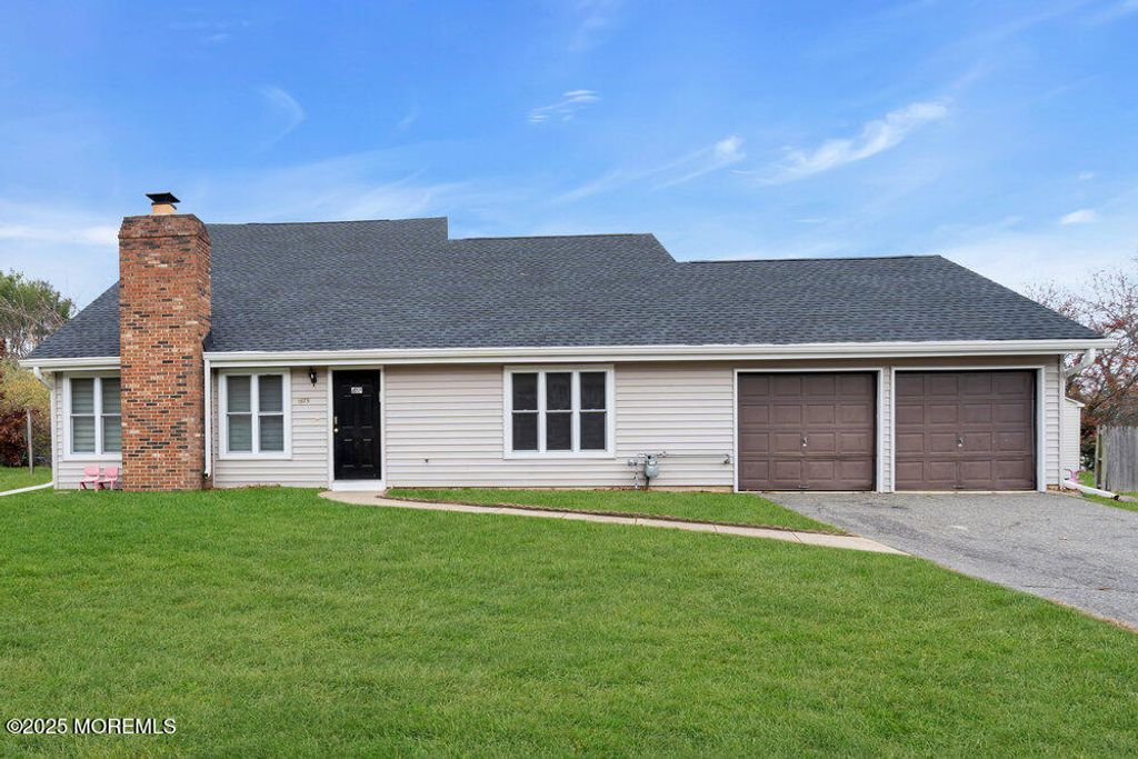 1575 Alamitos Drive, Lakewood, NJ 08701