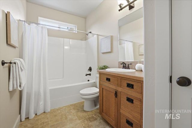 24331 Cowboy Lane, Middleton, ID 83644