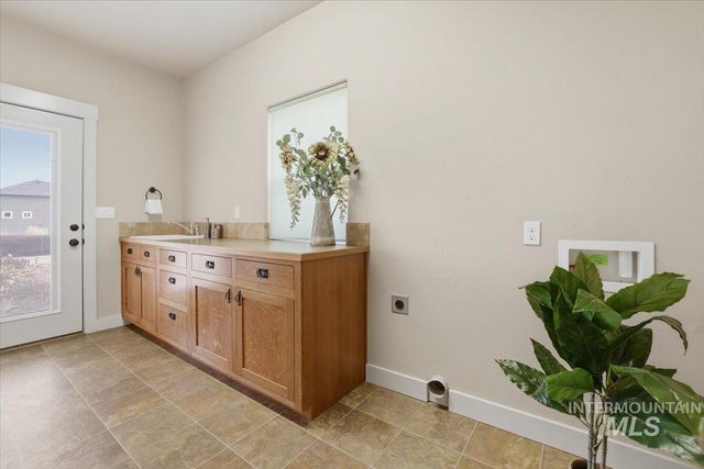 24331 Cowboy Lane, Middleton, ID 83644