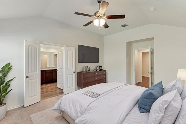 224 Cattlemans Trail, Saginaw, TX 76131