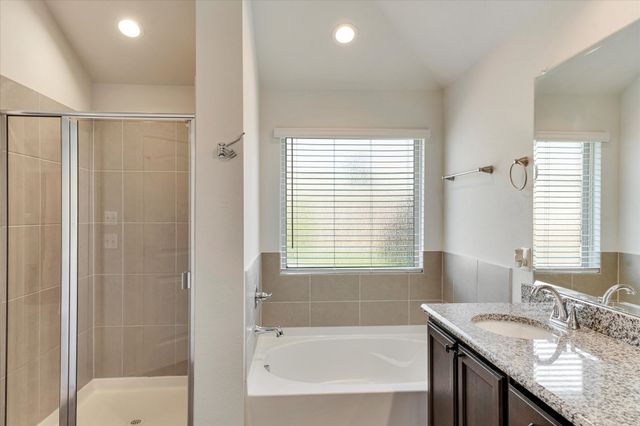 224 Cattlemans Trail, Saginaw, TX 76131