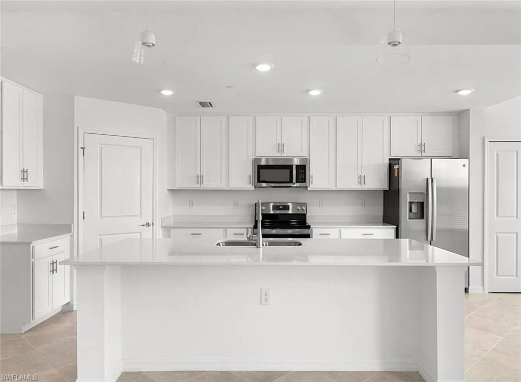 5453 Double Eagle CIR 3114, AVE MARIA, FL 34142 — photo 5