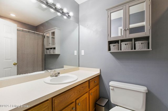 3015 Twilight Ave, Shelbyville, KY 40065