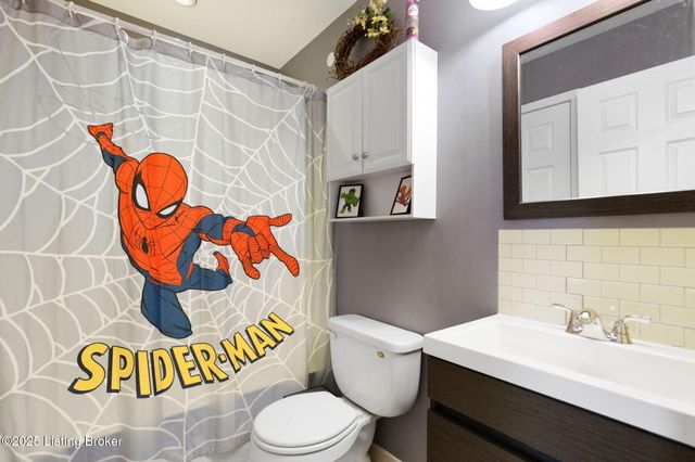 3015 Twilight Ave, Shelbyville, KY 40065