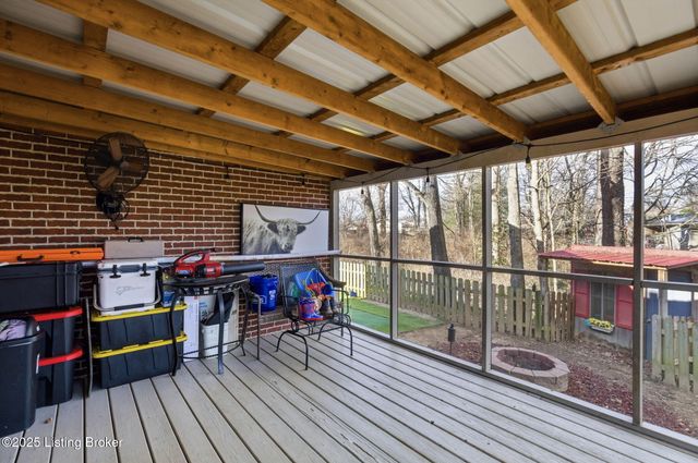 3015 Twilight Ave, Shelbyville, KY 40065