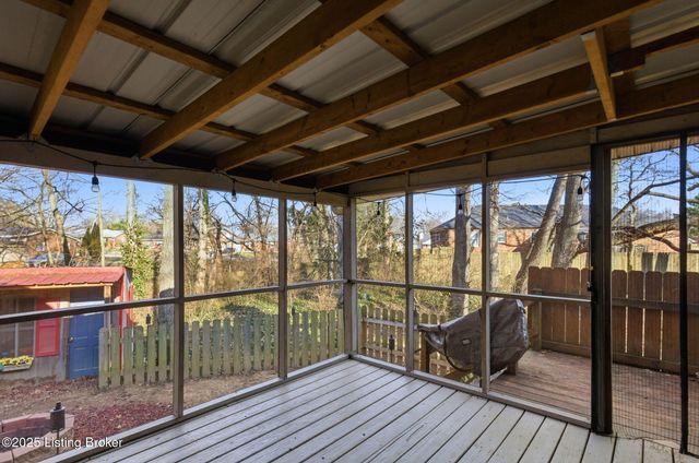 3015 Twilight Ave, Shelbyville, KY 40065