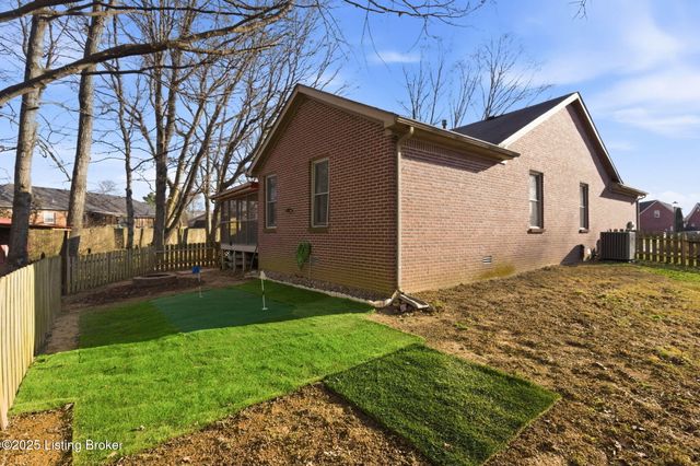 3015 Twilight Ave, Shelbyville, KY 40065