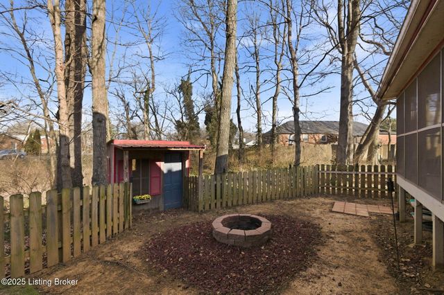 3015 Twilight Ave, Shelbyville, KY 40065