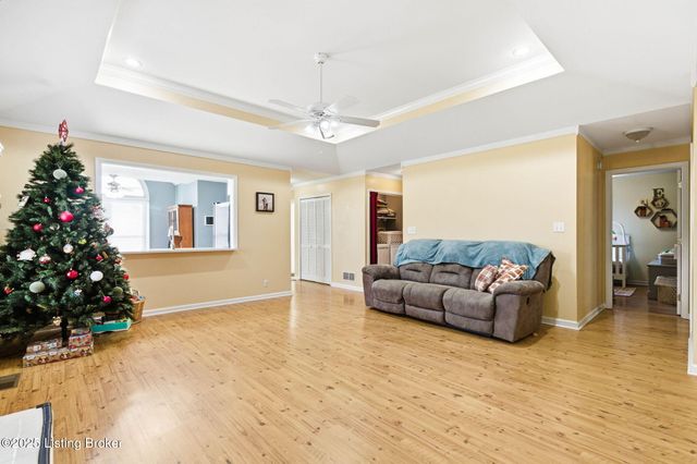 3015 Twilight Ave, Shelbyville, KY 40065