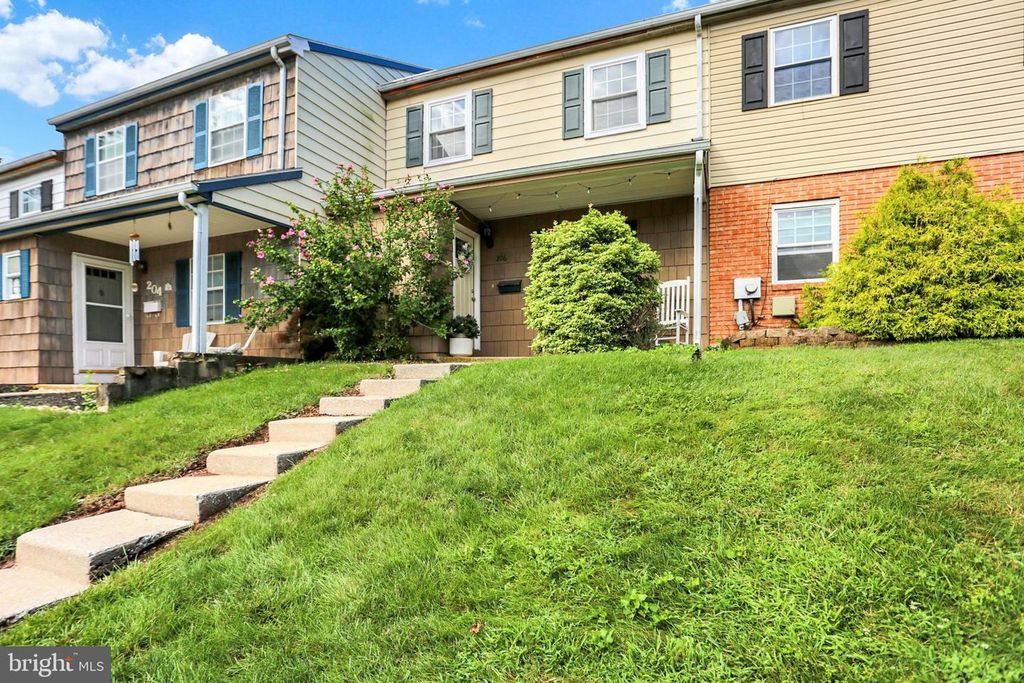 206 LEXINGTON RD, SCHWENKSVILLE, PA 19473 — photo 4
