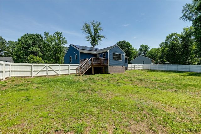 4721 Red Coach Ln, Sandston, VA 23150