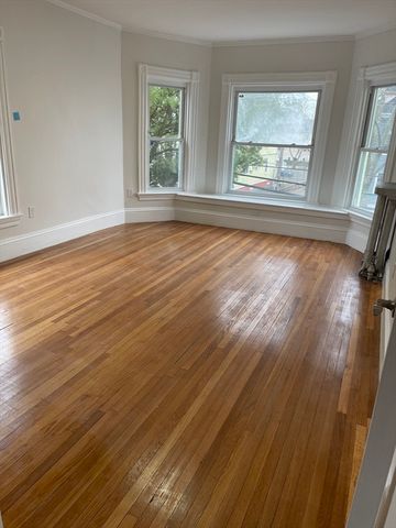 1190 Warren Ave 2, Brockton, MA 02301