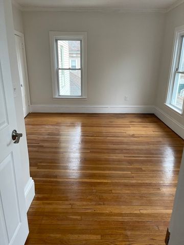 1190 Warren Ave 2, Brockton, MA 02301